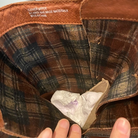 EUC - BORN Brown Alamid Boot - SIZE 7 - Picture 9 of 12